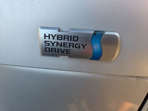 Used 2010 Toyota Prius Five image 11