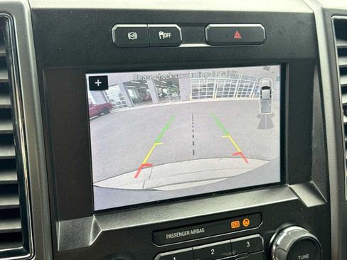 Used 2019 Ford F250 XLT w/ XLT Premium Package AWD/4WD image 28