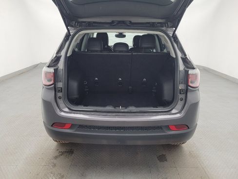Used 2019 Jeep Compass Latitude w/ Popular Equipment Group AWD/4WD image 29