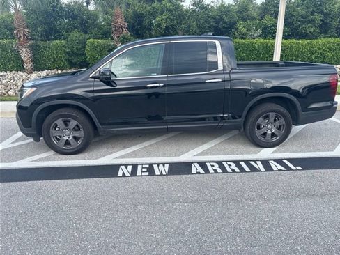 Used 2020 Honda Ridgeline RTL-E image 2