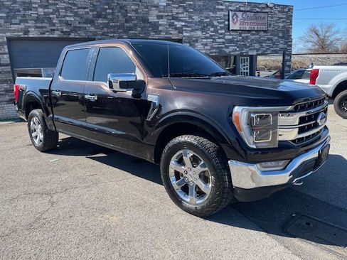 Used 2021 Ford F150 Lariat w/ Equipment Group 502A High image 3