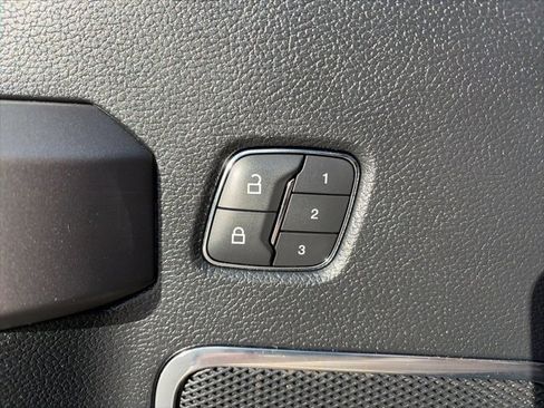 Used 2019 Ford F150 Platinum w/ Equipment Group 701A Luxury image 31