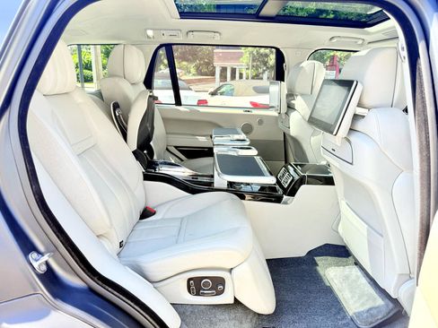 Used 2017 Land Rover Range Rover LWB SV Autobiography image 31