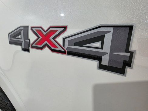 Used 2022 Ford F150 Lariat image 33