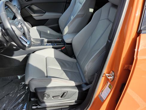 Used 2022 Audi Q3 2.0T Premium Plus w/ Premium Plus Package image 25