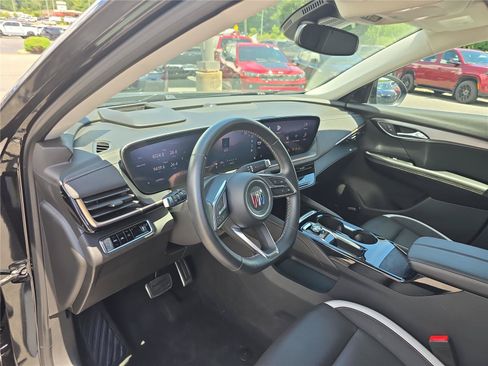 Used 2025 Buick Envision Sport Touring AWD/4WD image 22