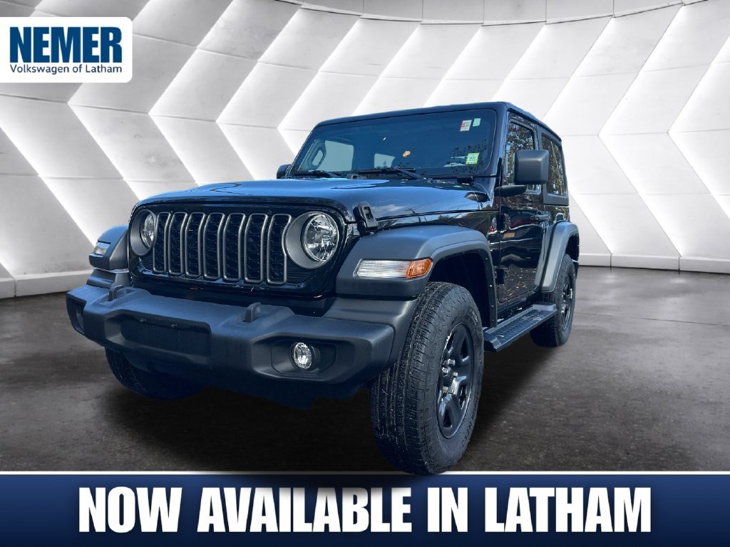 Used 2025 Jeep Wrangler Sport AWD/4WD image 1