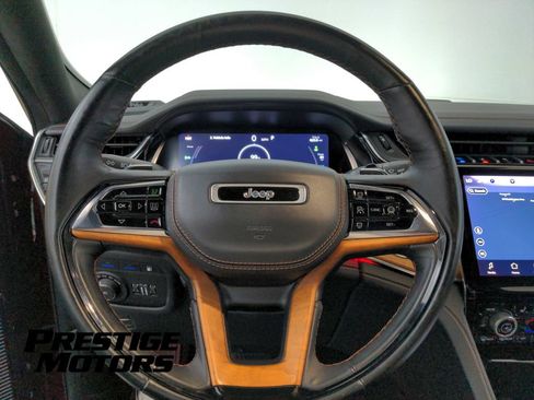 Used 2022 Jeep Grand Cherokee Summit AWD/4WD image 18