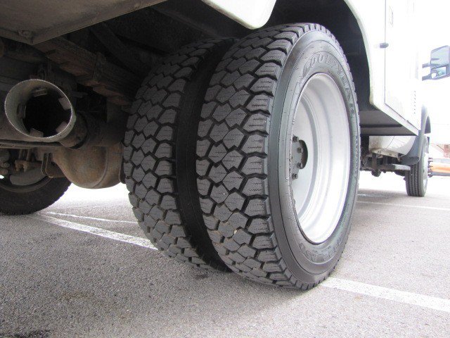 Used 2011 Ford F550 2WD Regular Cab Super Duty w/ Payload Upgrade Pkg image 7
