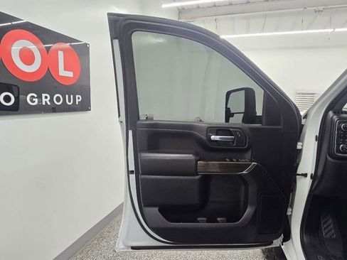 Used 2022 Chevrolet Silverado 2500 LT w/ Convenience Package image 22