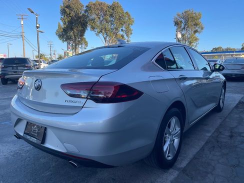 Used 2018 Buick Regal Preferred FWD image 5