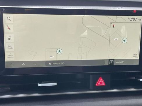 New 2026 Kia Carnival EX image 36