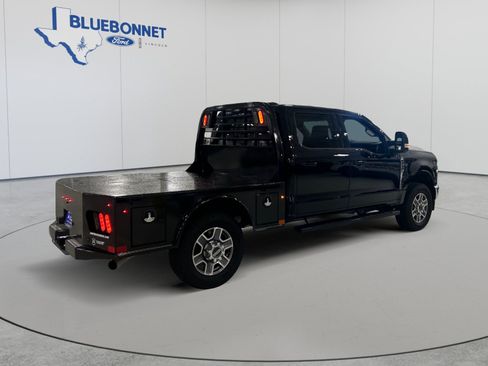 Used 2025 Ford F250 Lariat w/ FX4 Off-Road Package AWD/4WD image 5