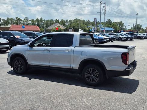 Used 2019 Honda Ridgeline Sport image 4