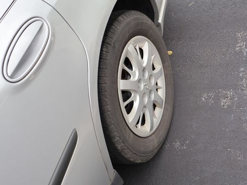Used 2003 Chevrolet Impala FWD image 20