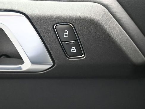 New 2025 Ford Bronco Outer Banks image 5