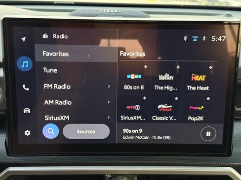 Used 2025 Toyota 4Runner Limited image 31