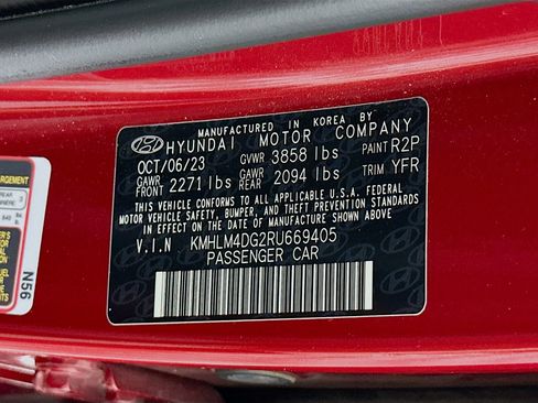 Used 2024 Hyundai Elantra SEL image 12