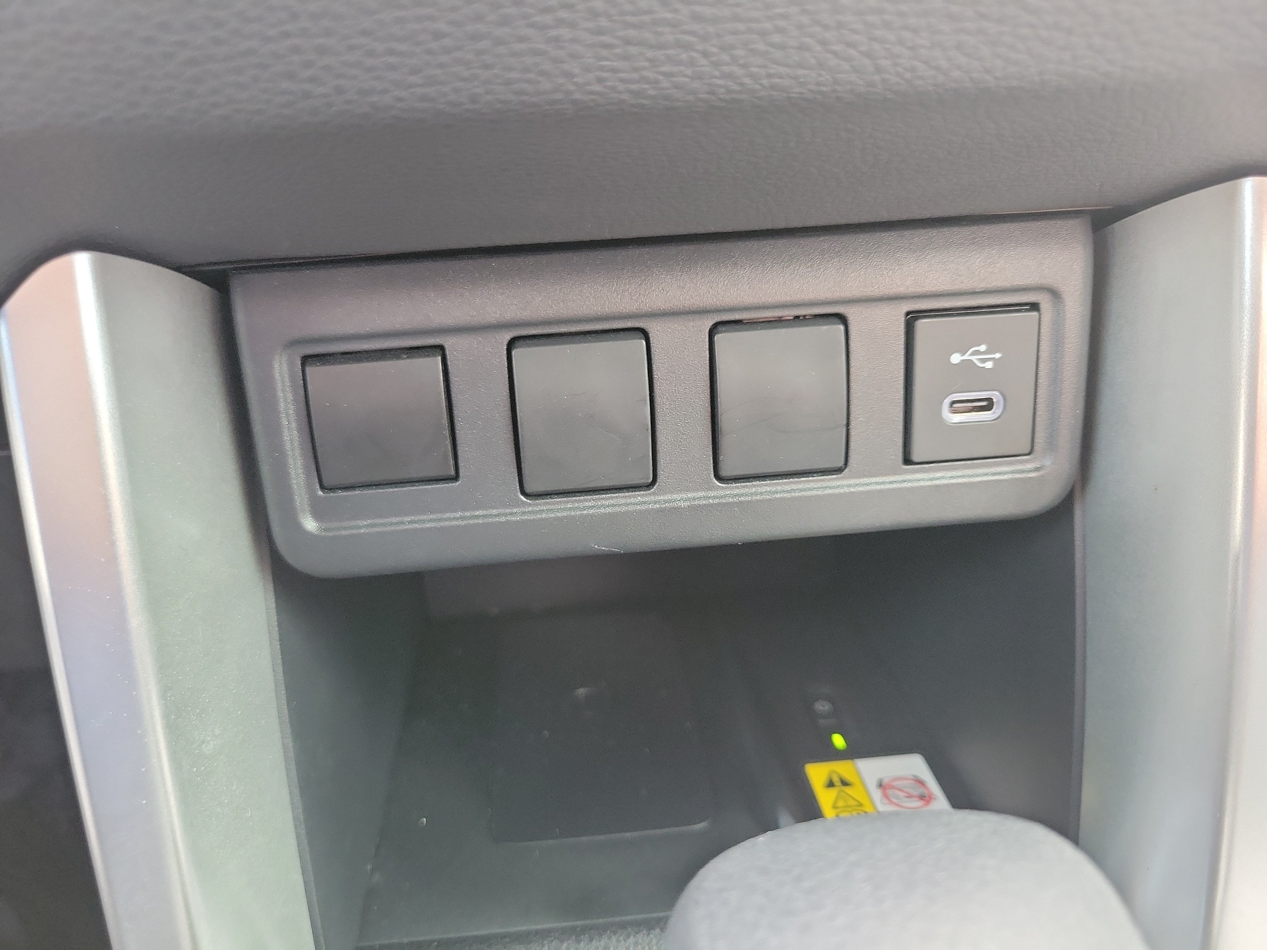 Used 2023 Toyota Corolla Cross LE FWD image 30