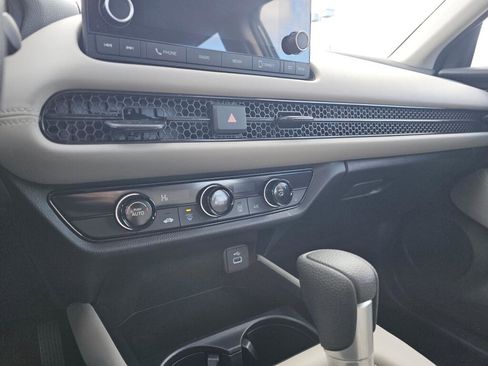 Certified 2025 Honda HR-V LX image 24