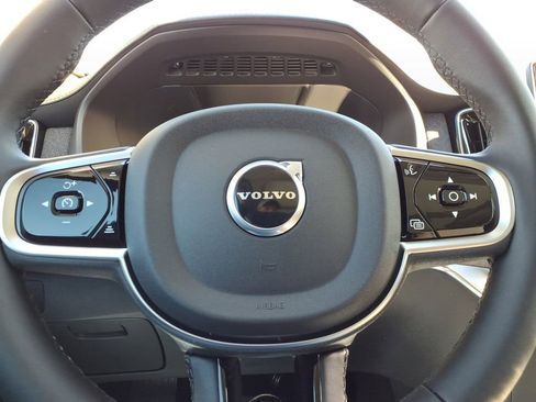 New 2026 Volvo XC90 B6 Ultra w/ Protection Package Premier image 16