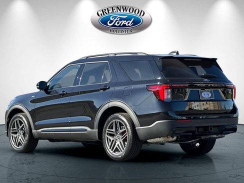 New 2026 Ford Explorer ST-Line w/ ST-Line Street Pack image 6
