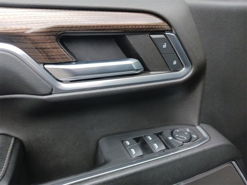 Used 2024 Chevrolet Silverado 1500 RST image 30