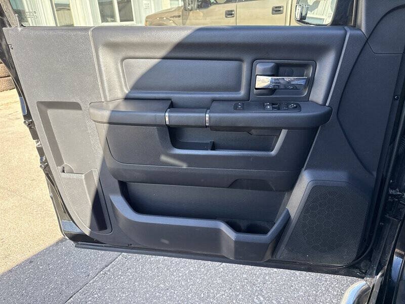 Used 2012 RAM 1500 Express RWD image 18
