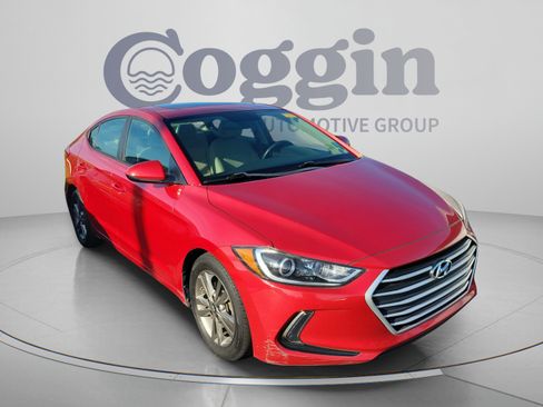 Used 2018 Hyundai Elantra Value Edition w/ Cargo Package FWD image 6
