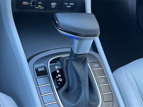 New 2026 Hyundai Kona SE image 21