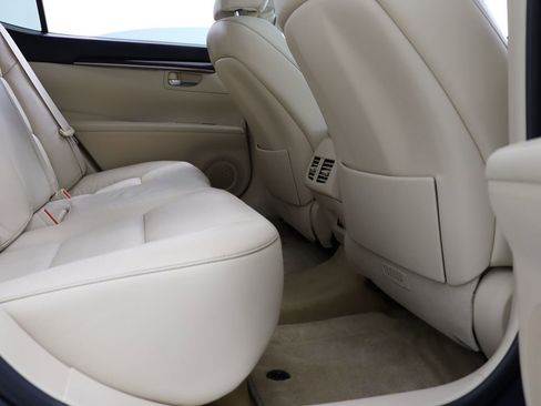 Used 2015 Lexus ES 350 w/ Luxury Package image 33
