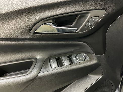 Certified 2022 Chevrolet Equinox LT FWD image 25