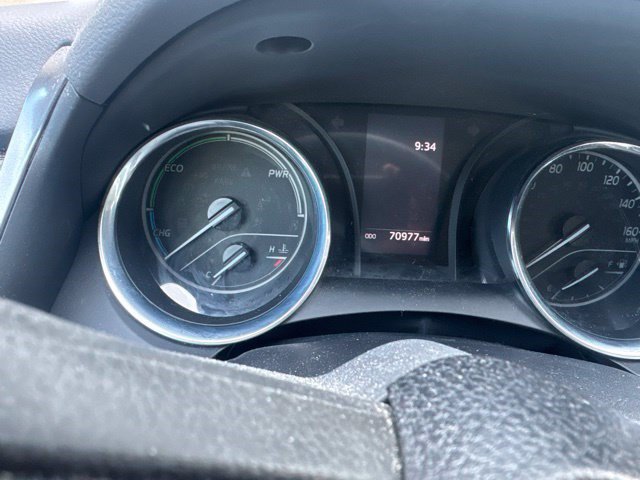 Used 2020 Toyota Camry LE FWD image 2