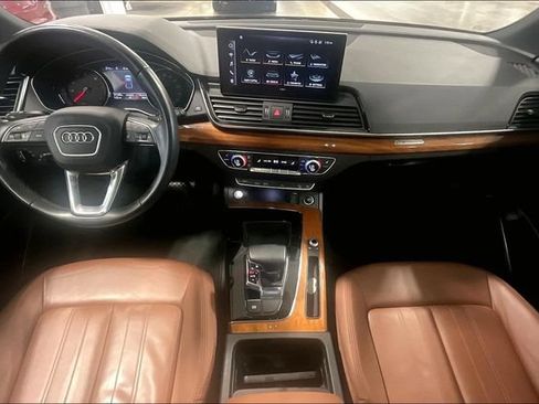 Used 2022 Audi Q5 2.0T Premium w/ Convenience Package AWD/4WD image 15