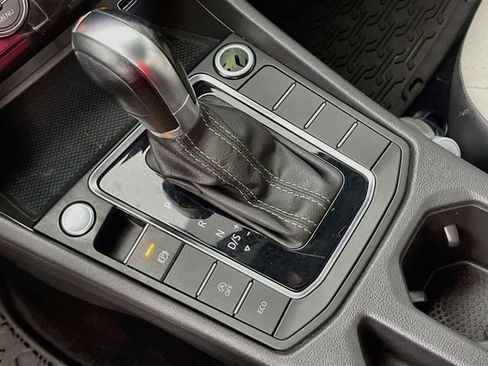 Used 2019 Volkswagen Jetta R-Line FWD image 17