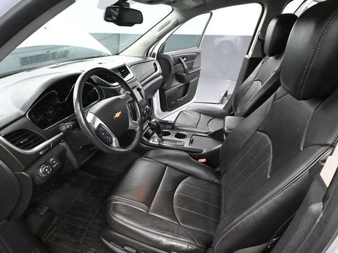 Used 2017 Chevrolet Traverse Premier image 24