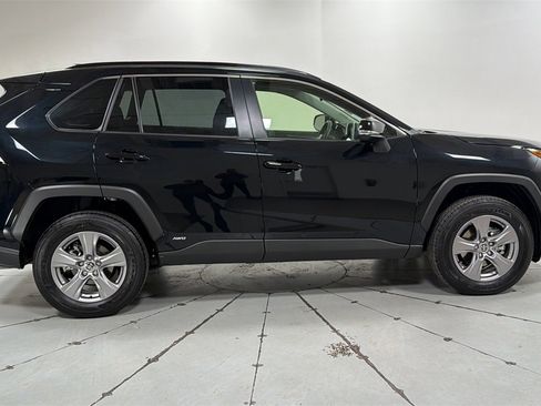 Certified 2025 Toyota RAV4 LE image 6