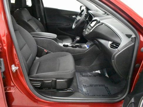 Used 2023 Chevrolet Malibu LT image 13