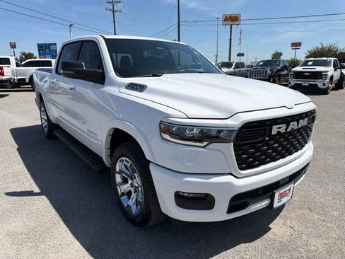 Used 2025 RAM 1500 Lone Star AWD/4WD image 3