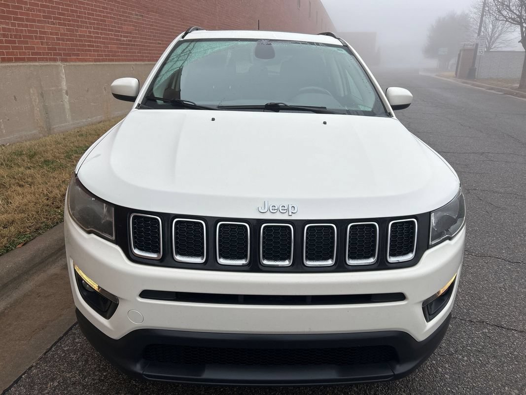 Used 2020 Jeep Compass Latitude FWD image 5