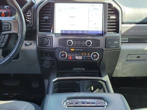 Certified 2022 Ford F450 Limited w/ FX4 Off-Road Package image 21