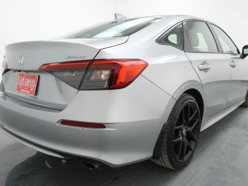 Used 2022 Honda Civic Sport image 7