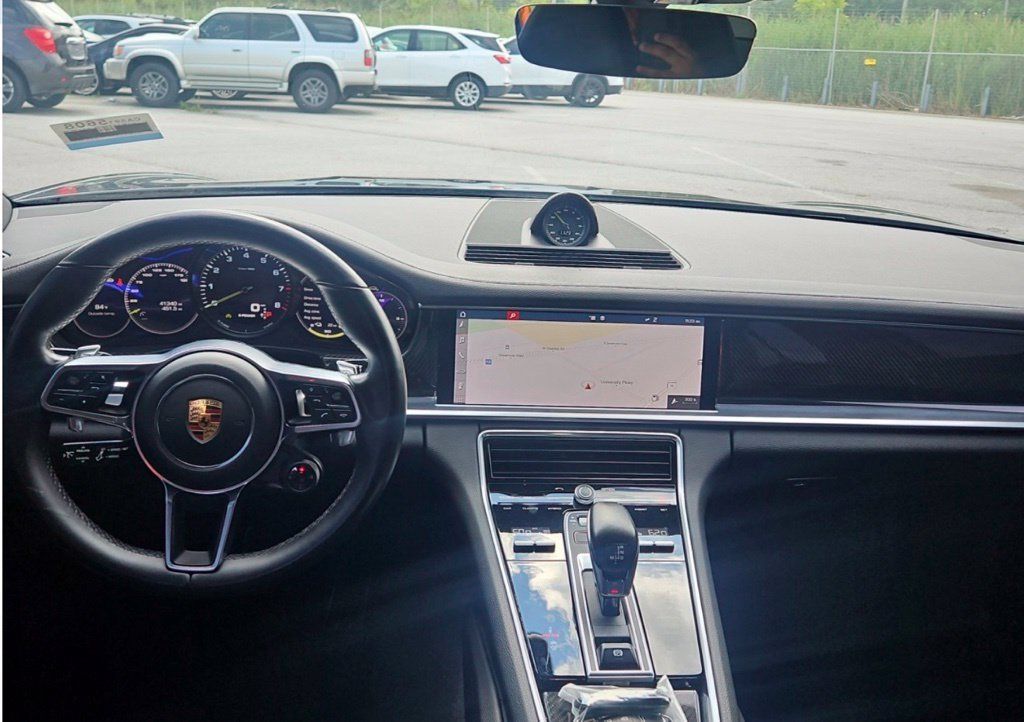 Used 2019 Porsche Panamera 4 AWD/4WD image 5