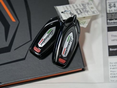 Used 2024 Lamborghini Revuelto AWD/4WD image 65