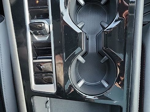 Certified 2025 Volkswagen Atlas Peak Edition SE image 11