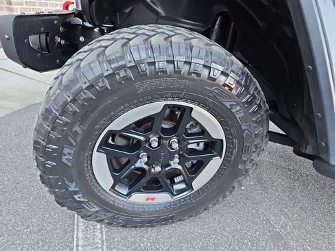 Used 2020 Jeep Wrangler Unlimited Rubicon AWD/4WD image 34