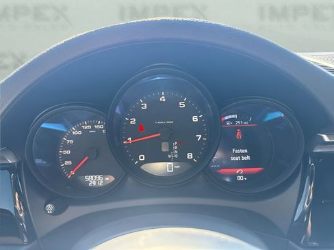 Used 2021 Porsche Macan AWD/4WD image 25