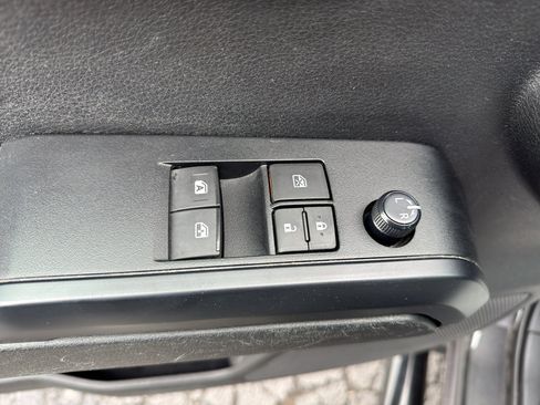 Used 2022 Toyota Tacoma SR RWD image 12