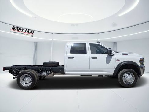 New 2026 RAM 5500 Tradesman w/ Chrome Appearance Group AWD/4WD image 2