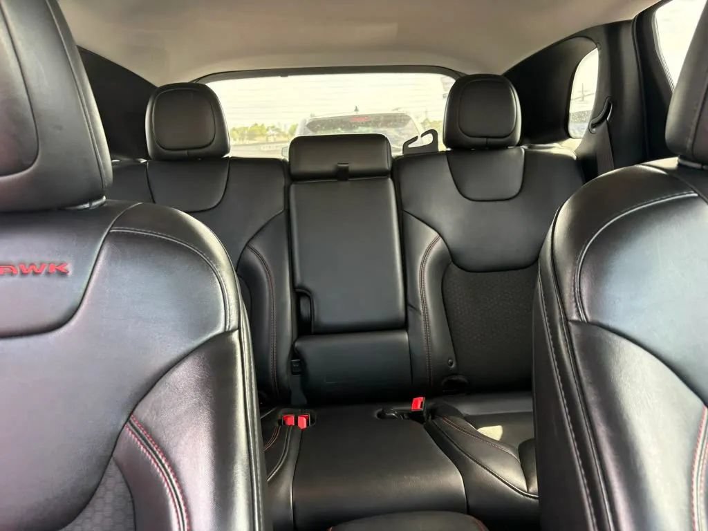 Used 2019 Jeep Cherokee Trailhawk w/ Cold Weather Group AWD/4WD image 17